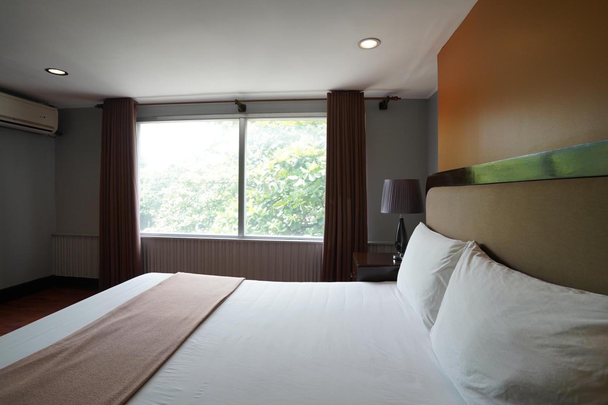 Arzo Hotel Manila Exteriér fotografie